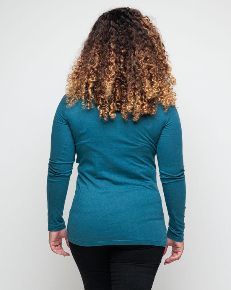 Organic Cotton Long Sleeve nursing Top in Navy for breastfeeding