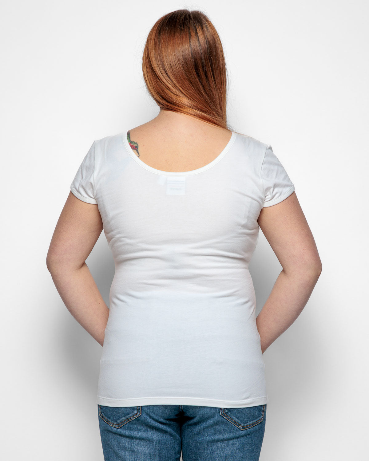 Maternity shirt sleeved t-shirt in White Organic Cotton for pregnancy